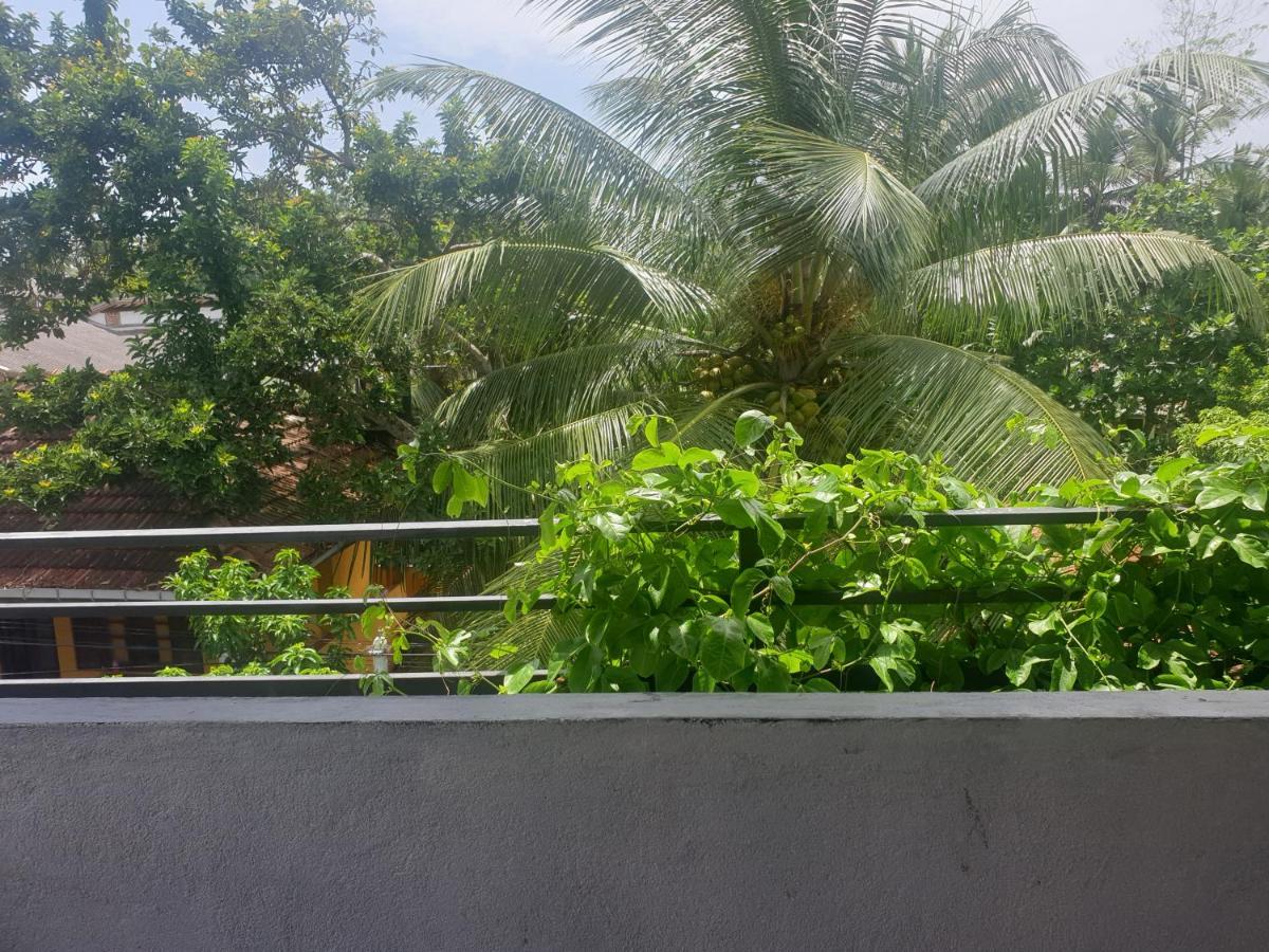 Resident Villa Unawatuna Exteriör bild